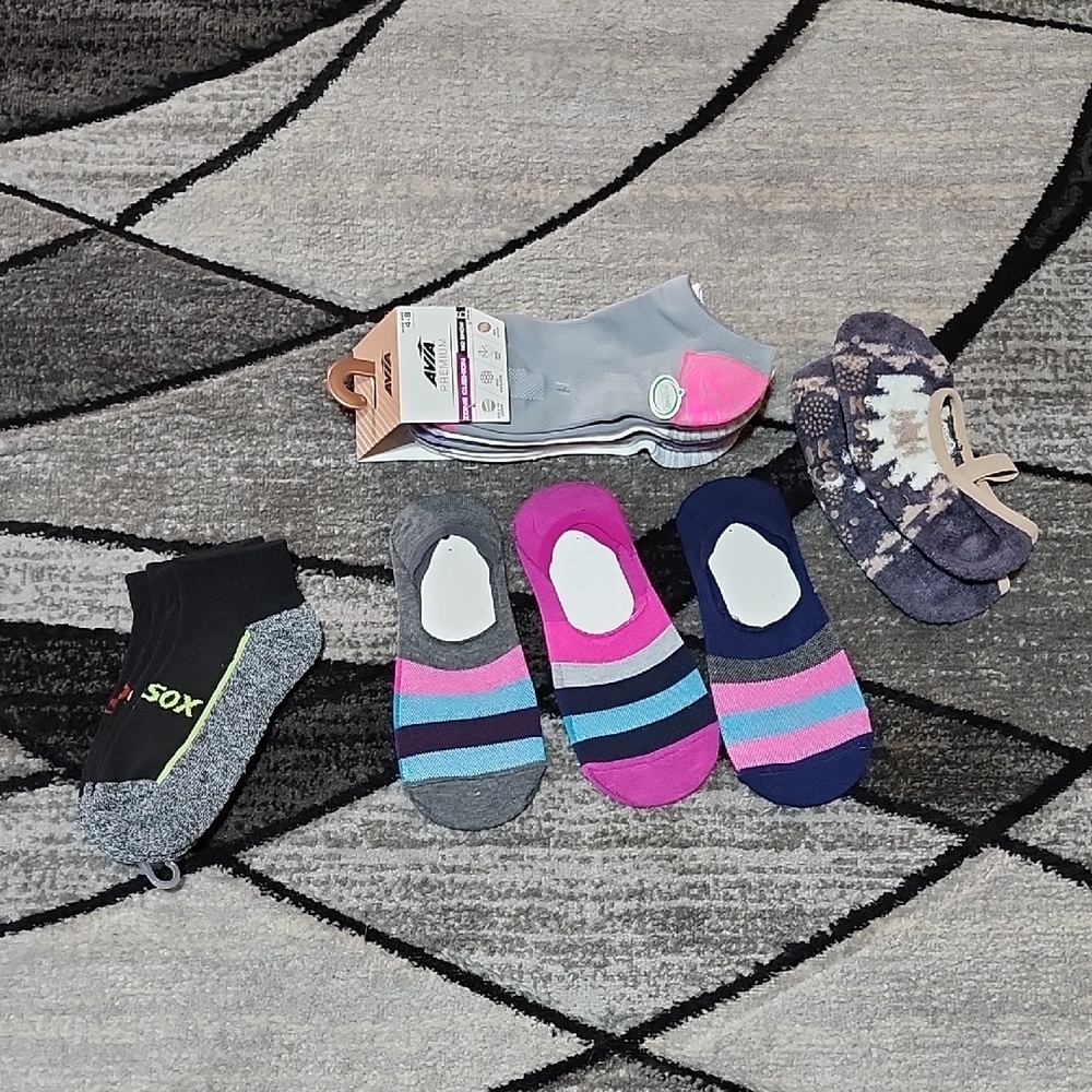 NO-SHOW ANKLE- ATHLETIC LOW-CUT- CUSHIONED SLIPPER SOCKS BUNDLE PRICE FIRM